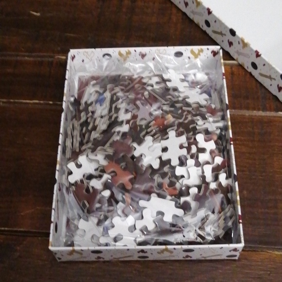 3x Owlcrate Puzzles 300 pieces each - Picture 4 of 10